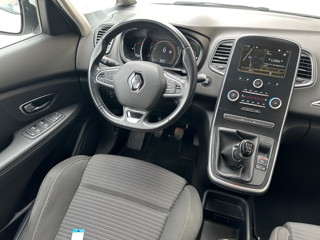 Renault ScÃ©nic